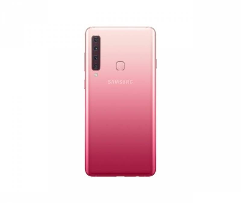 Samsung Galaxy A9 : premier smartphone avec 4 capteurs photo !