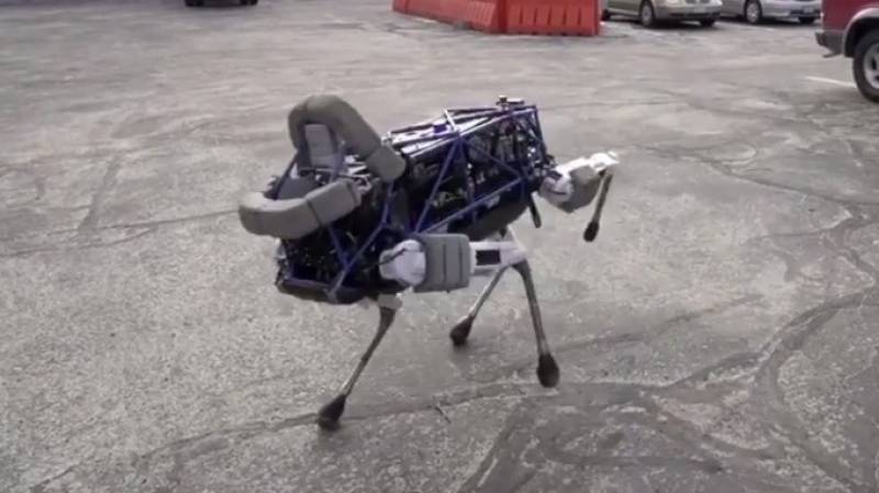 [Robotique] Le petit robot-chien, Spot, nous montre quelques pas de danse